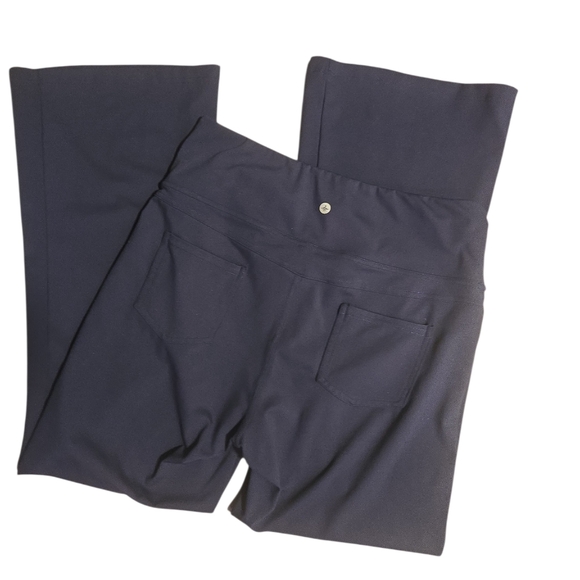 Halara Flare Pants - Picture 3 of 4